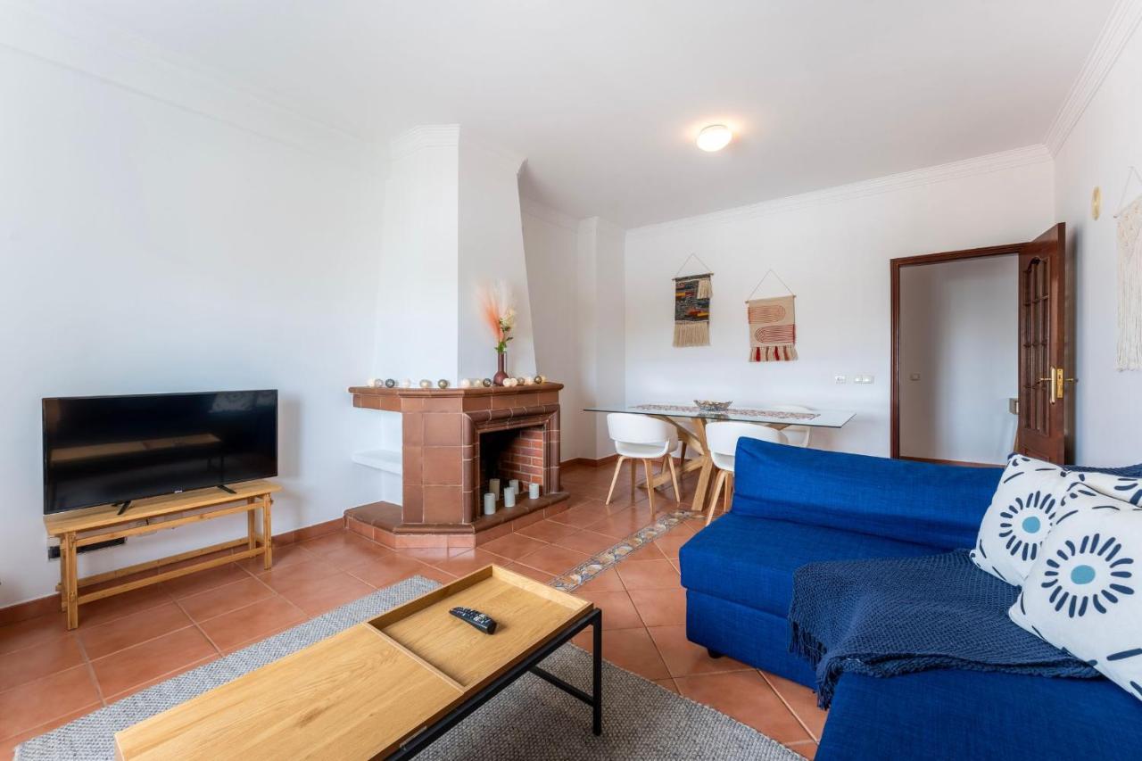 Peaceful 1 Bdr Apartment W/ Balcony By Lovelystay 알만실 외부 사진